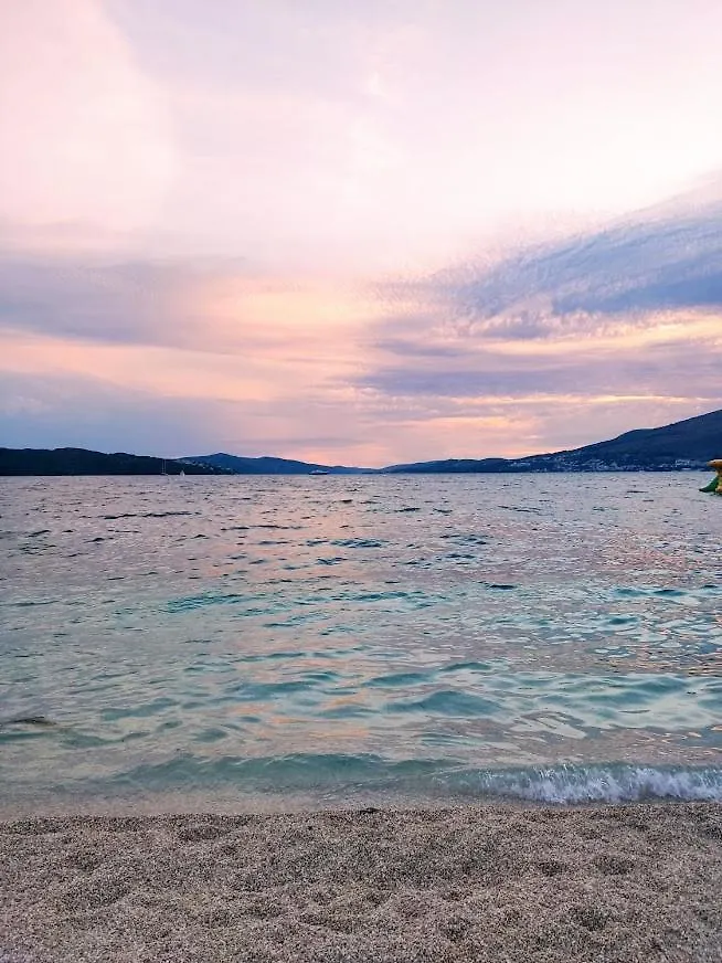Apartment Vujica, Okrug Gornji Trogir
